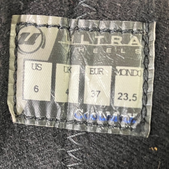 Ultra wheels youth Inline Skates Velcro / laces. - Picture 2 of 16